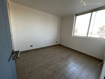 Departamento en Venta en VICUÑA MACKENNA ALTURA 500-600