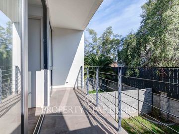 Amplio townhouse en excelente ubicación 4D 3B 2E