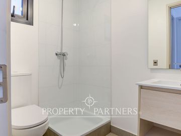 Amplio townhouse en excelente ubicación 4D 3B 2E