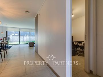 Amplio townhouse en excelente ubicación 4D 3B 2E