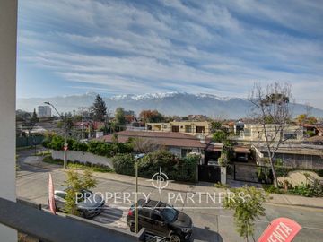 Amplio townhouse en excelente ubicación 4D 3B 2E