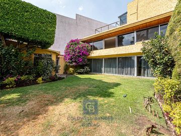 Casa en Venta en Tecamachalco - En calle con seguridad