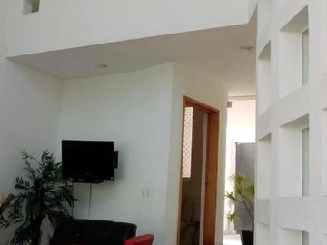 Cuernavaca - Casa en venta estilo moderno lista para habitar