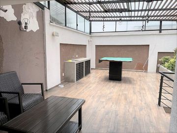 Exclusiva Residencia de Lujo en Satélite, con Área de Juegos, Terraza, Sala de Doble Altura y Más