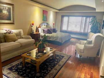 Exclusiva Residencia de Lujo en Satélite, con Área de Juegos, Terraza, Sala de Doble Altura y Más