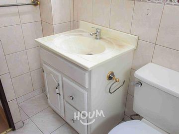 DUPLEX CON PEQUEÑO PATIO