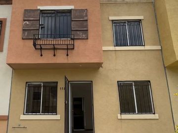 Casa Sola en Real de Castilla