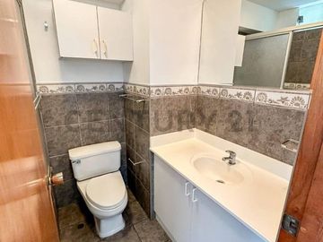 Departamento en venta en primer piso en Magdalena límite con San Isidro