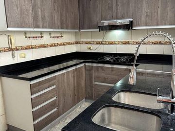 Departamento en venta en primer piso en Magdalena límite con San Isidro