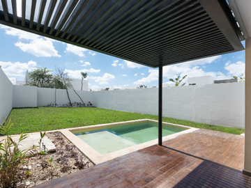 Casa en venta   Mérida Yucatán, Privada Palta 152  Cholul