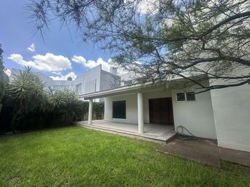 Casa en venta en Misión de San José