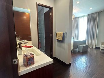Venta de Casa en Hacienda Agua Caliente
