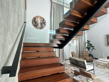 Venta de Casa en Hacienda Agua Caliente