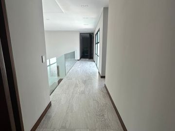 Venta de Casa en Hacienda Agua Caliente
