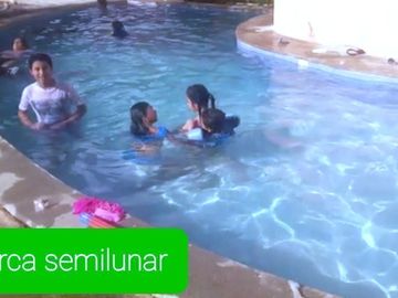 Casa de 5 Recámaras Super Amplia con 2 Albercas al Oriente de Mérida