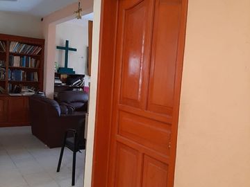 Casa de 5 Recámaras Super Amplia con 2 Albercas al Oriente de Mérida
