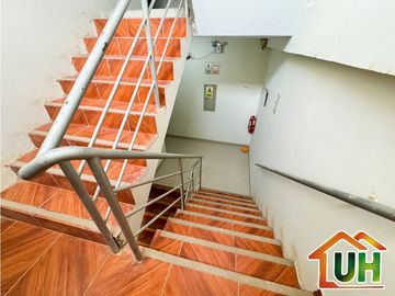 00620 - VENTA HOSPEDAJE YARINACOCHA - OPORTUNIDAD DE INVERSION