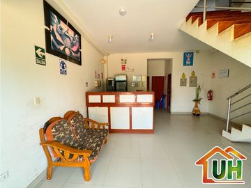 00620 - VENTA HOSPEDAJE YARINACOCHA - OPORTUNIDAD DE INVERSION
