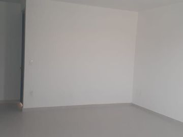 Precioso Departamento Entre El Refugio y Zibatá, 3 Recamaras, Alberca, Ganalo !