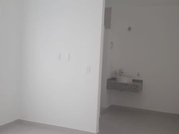 Precioso Departamento Entre El Refugio y Zibatá, 3 Recamaras, Alberca, Ganalo !