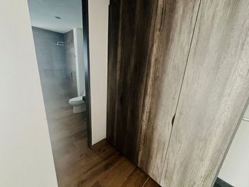 En Venta Pent House en Loma Dorada, Hermosa Vista, Dos Niveles, PREMIUM!