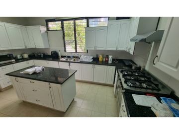 VENTA O ALQUILER DE CASTILLO EN OBARRIO