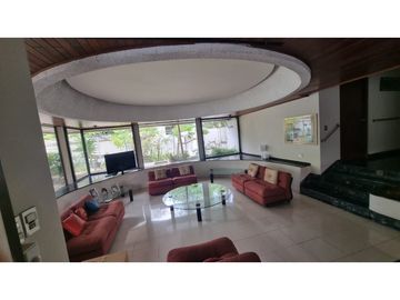 VENTA O ALQUILER DE CASTILLO EN OBARRIO