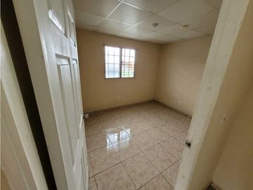 VENDO CASA DE BARRIADA EN BAGALA