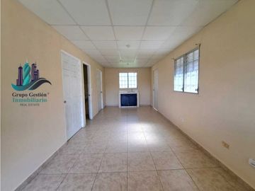 VENDO CASA DE BARRIADA EN BAGALA