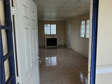VENDO CASA DE BARRIADA EN BAGALA