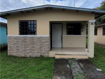 VENDO CASA DE BARRIADA EN BAGALA