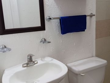 Se Vende Preciosa Casa en Los Olvera, Residencial Luz María, Super Ubicada