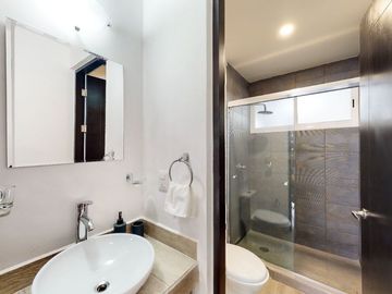 Venta de Departamentos en Candiles, 2 Recamaras, 2 Baños, 2 Estacionamientos