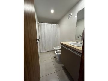 VENDE DUPLEX DE CATEFGORIA EN GODOY CRUZ