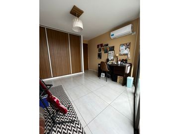VENDE DUPLEX DE CATEFGORIA EN GODOY CRUZ