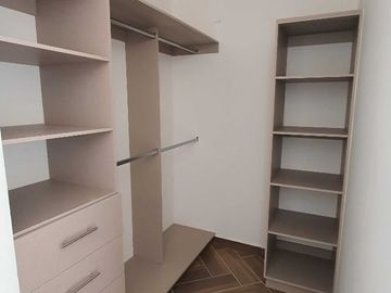 Casa en Venta en Juriquilla Preserve, 3 Recamaras, Roof Garden, Jardín, LUJO!