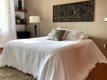 Residencia en San Francisco Juriquilla, Bóvedas Catalanas, Doble Altura, Jardín.