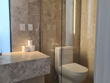 Cantalagua: Departamento en Venta en Juriquilla, Gran Ubicación por  la UVM