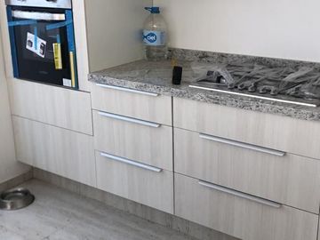 Hermosa Residencia en Bio Grand Juriquilla, 3 Recamaras, 3 Niveles, Roof Garden