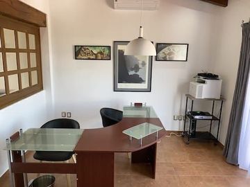 Residencia en San Francisco Juriquilla, Bóveda Catalana, Doble Altura, Jardín.