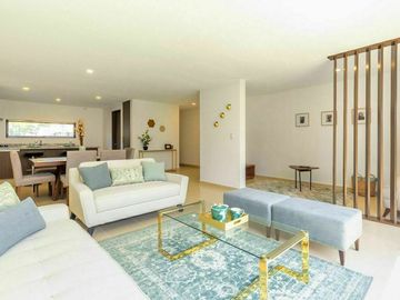 Se Vende Casa en Zibatá, Duplex de 139 m2, Gran Jardín, 3 Recamaras