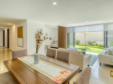 Se Vende Casa en Zibatá, Duplex de 139 m2, Gran Jardín, 3 Recamaras