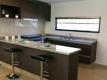 Se Vende Casa en Zibatá, Duplex de 139 m2, Gran Jardín, 3 Recamaras