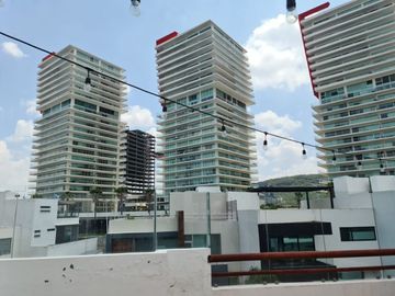 Se Vende Casa en Centro Sur, Claustros de las Misiones, 4 Recamaras, 4.5 Baños..