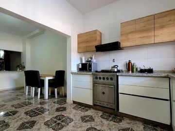 Chalet en venta en Moron Sur