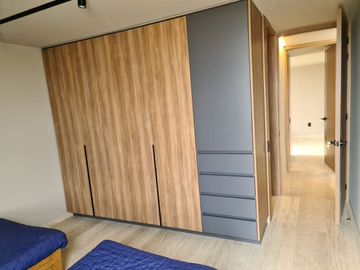 Casa en Venta en Lomas del Campanario, Diseño de Autor, 3 Recamaras, Master Suit