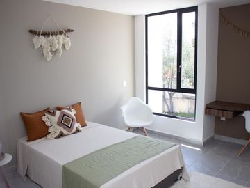 Hermosa Casa en Privada, Villas del Mesón Juriquilla, 3 Recamaras, 3.5 Baños..