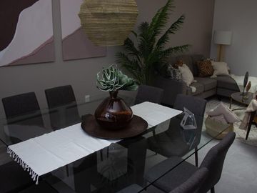 Hermosa Casa en Privada, Villas del Mesón Juriquilla, 3 Recamaras, 3.5 Baños..