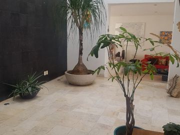 Preciosa Residencia en San Francisco Juriquilla, Vista a la Presa, 4 Recámaras..