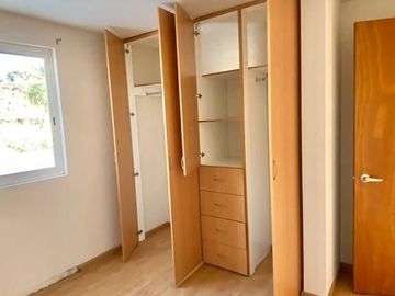 Se Vende Casa en Misión San Joaquín Gran Ubicación, 3 Recamaras, 2.5 Baños !!
